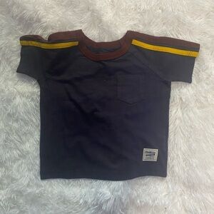 Oshkosh 12 month boy shirt sleeve tee tshirt